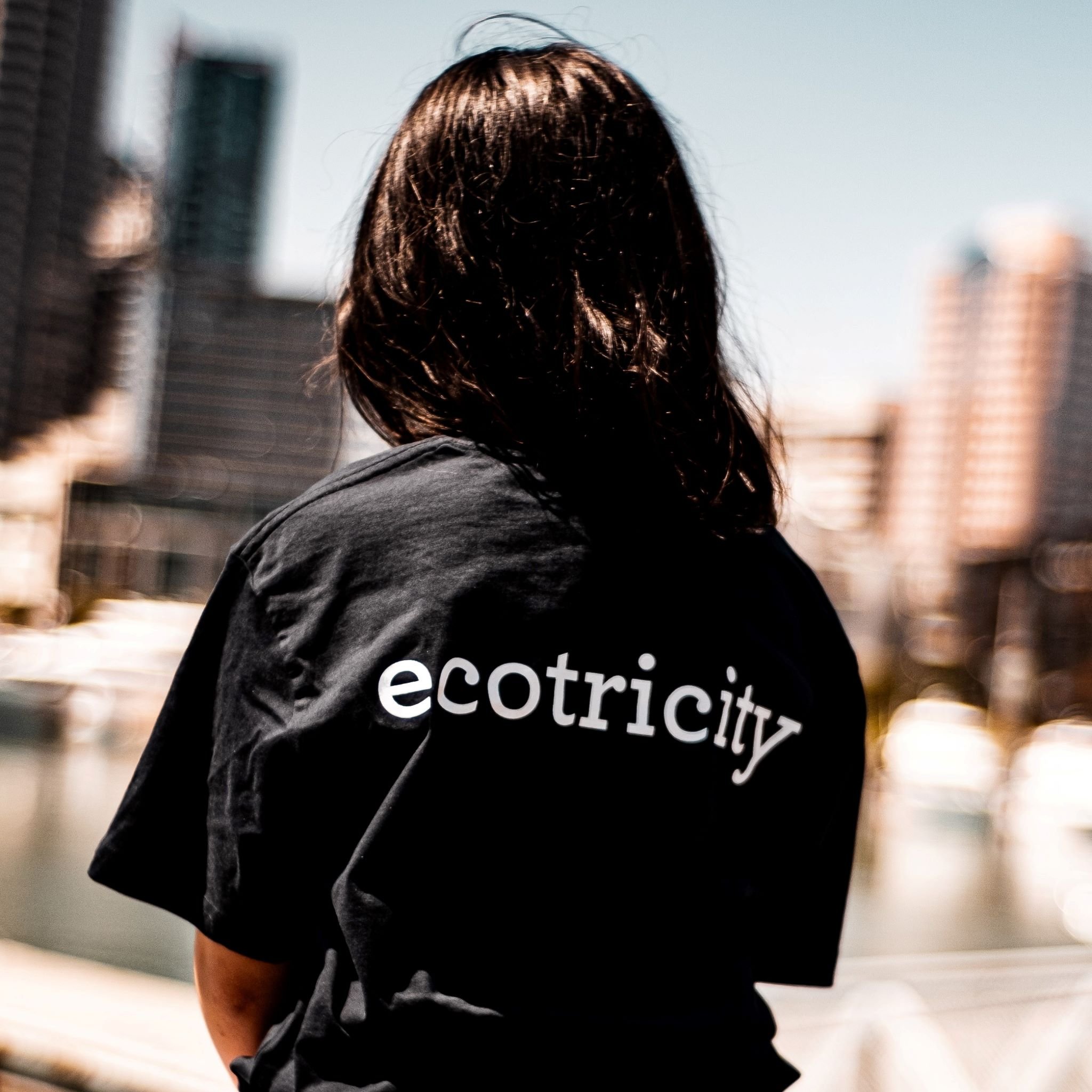Ecotricity Girl crop small